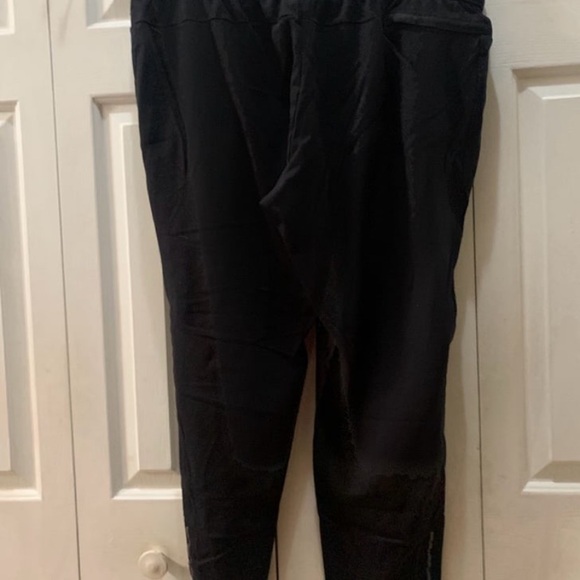 Russell Athletic” Men’s Black Color. Material: Knit. Size: XXLarge - Picture 4 of 7